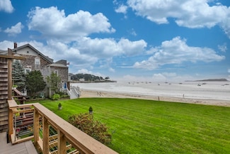 45 Raymond St Unit 7, Manchester, MA 01944