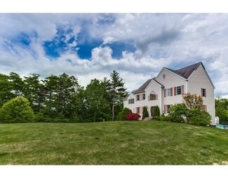 54 Camp St, Paxton, MA 01612