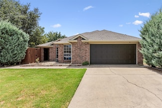 3520 Paladin Place, Fort Worth, TX 76137