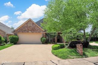 7204 Old River Dr, Shreveport, LA 71105