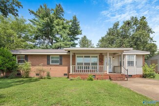 907 Hereford Dr, Athens, AL 35611