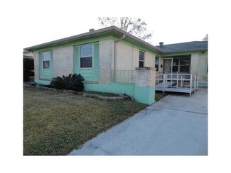 13026 Calais St, New Orleans, LA 70129