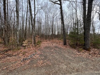 172 Simon Rd, Waldoboro, ME 04572