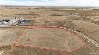 7341 Woodchest St Unit 4, Strasburg, CO 80136