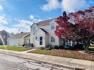 930 Clinton St, Fremont, OH 43420