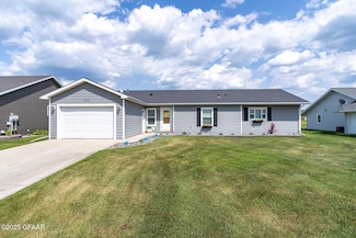 1518 Barrette St, Crookston, MN 56716