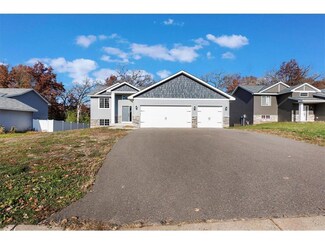 1449 19th St SE, Saint Cloud, MN 56304