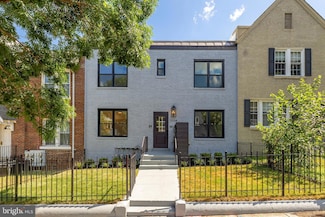 1114 Penn St NE Unit 2, Washington, DC 20002
