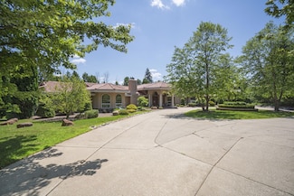 9001 N Range Line Rd, Milwaukee, WI 53217