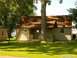 6351 Muskrat Bay Rd, Brewerton, NY 13029