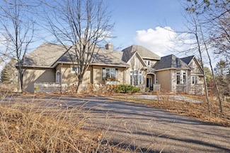 8260 21st St N, Lake Elmo, MN 55042