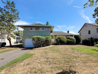 1474 Stephen Marc Ln, East Meadow, NY 11554