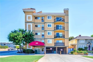300 Westmoreland Ave Unit 302, Los Angeles, CA 90020