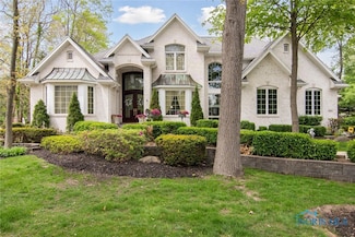4854 Cinnamon Ln, Sylvania, OH 43560