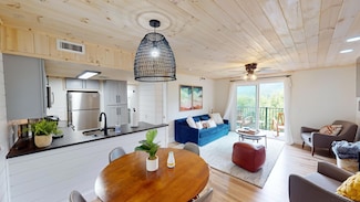 3710 Weber Rd Unit 102-A, Gatlinburg, TN 37738