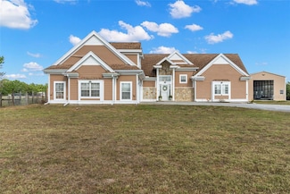 5949 225th St E, Bradenton, FL 34211