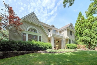 154 Northside Dr, Sag Harbor, NY 11963