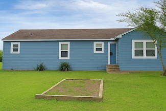504 Bonham St, Tom Bean, TX 75489