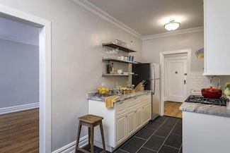 35-27 81st St Unit 5E, Jackson Heights, NY 11372