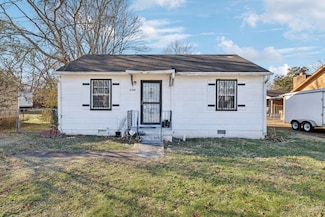 2709 Aspen Dr, Nashville, TN 37208