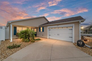 2222 Southwood Dr, The Villages, FL 32162