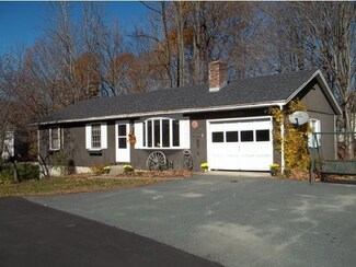 81 Morning Glory Ln, Hartford, VT 05001