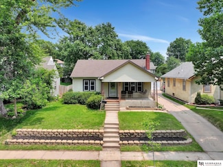 2340 S 18th St, Lincoln, NE 68502
