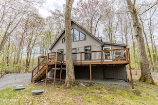 112 Butternut Ln, Greentown, PA 18426