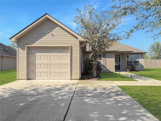 28515 Vintage Ln, Ponchatoula, LA 70454