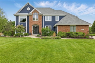 628 Sedge Meadow Ct, Oconomowoc, WI 53066