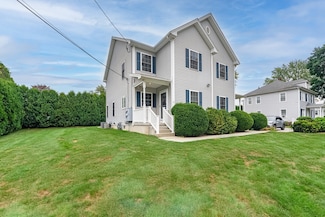9 Wood Ave Unit 9, South Hadley, MA 01075