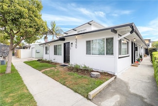 320 7th St, Seal Beach, CA 90740