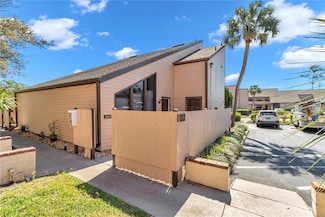 2447 NE 7th St, Ocala, FL 34470
