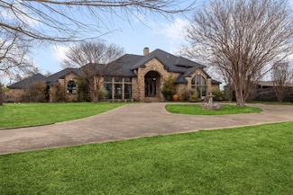 315 Johnson Ln, Red Oak, TX 75154