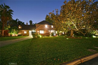 936 W River Ln, Santa Ana, CA 92706