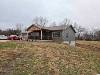 1436 1100 East St, Mount Sterling, IL 62353