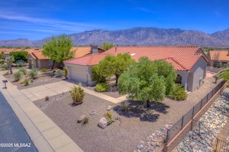 2312 E Coreopsis Way, Oro Valley, AZ 85755