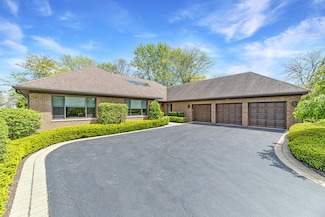 3706 Miller Dr, Glenview, IL 60026
