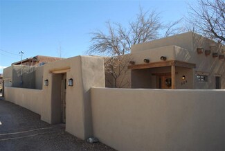228 Nico Trail NW, Los Ranchos, NM 87114