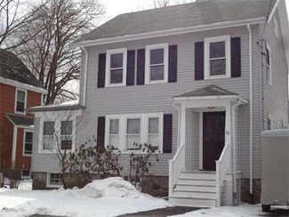 22 Crown St, Milton, MA 02186