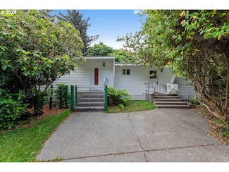 63257 Valma Rd, Coos Bay, OR 97420