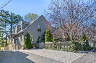 107 Banks Rd, Swampscott, MA 01907