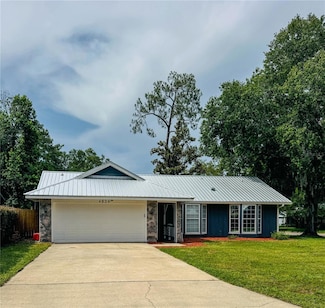 4824 NW 37th Place, Gainesville, FL 32606