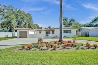 2111 NE 35th St, Lighthouse Point, FL 33064