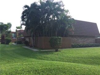 2589 Garden Ct Unit 2589, Hollywood, FL 33026
