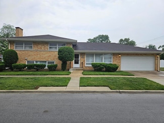 1900 Manchester Ave, Westchester, IL 60154