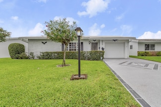 2006 SW Golf Ln, Boynton Beach, FL 33426