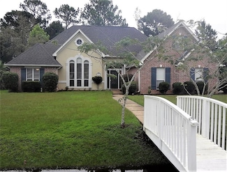 937 Crestwood Dr, Covington, LA 70433