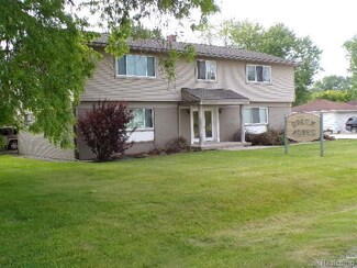 38560 Meadowdale St Unit 3, Clinton Township, MI 48036