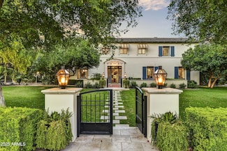 3007 N Manor Dr W, Phoenix, AZ 85014